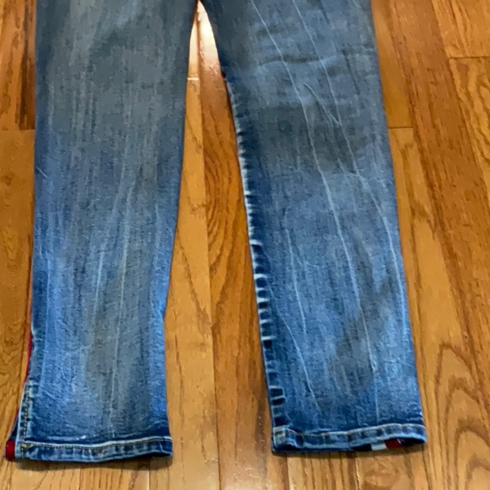Blue Topic~Skinny Distressed~Cute 💙❤️ - Picture 10 of 11